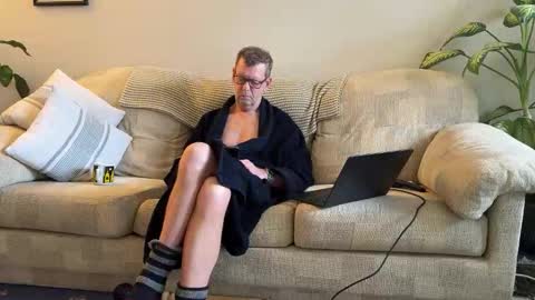 Jon online show from February 11, 2026, 10:09 am