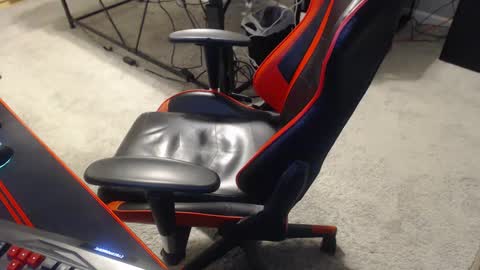 Snapshot of jcor13 chatting on February 27, 2025, 12:21 am Jim online show from February 27, 2025, 12:21 am