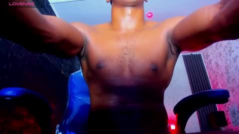 Snapshot of jd_thebaby chatting on February 11, 2025, 1:09 pm jd thebaby online show from February 11, 2025, 1:09 pm