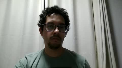 Snapshot of jean_hard_ chatting on January 13, 2026, 5:35 am jean_hard_ online show from January 13, 2026, 5:35 am