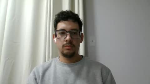 Snapshot of jean_hard_ chatting on March 10, 2026, 5:01 am jean_hard_ online show from March 10, 2026, 5:01 am