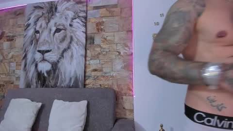 Jean  axelcrow       Modelo Independiente online show from November 21, 2025, 7:18 am