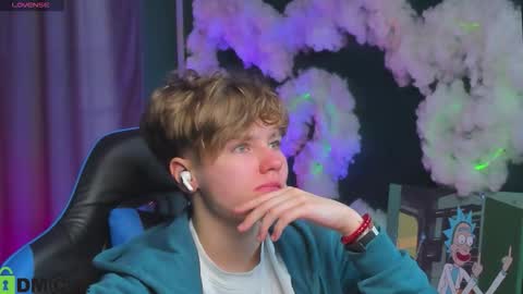 jean_wilsons online show from October 15, 2025, 10:37 am