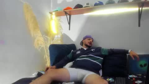 Jean alex  online show from June 14, 2026, 1:14 am