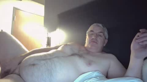 dadbody71 online show from February 16, 2025, 6:32 am