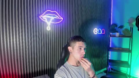 Jeff  online show from December 15, 2025, 12:53 pm