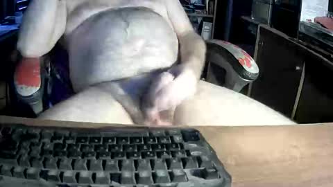 Snapshot of jeff_40962 chatting on December 20, 2025, 4:25 pm Jeffrey Sinclair online show from December 20, 2025, 4:25 pm