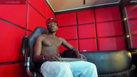 Snapshot of jeff_black99 chatting on February 12, 2026, 4:51 am --- Jeff --- online show from February 12, 2026, 4:51 am