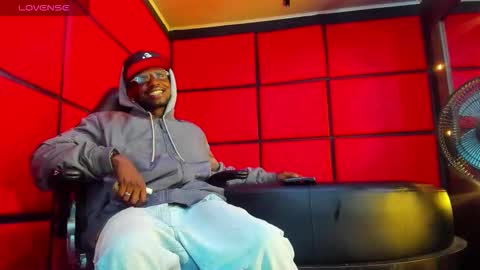 Snapshot of jeff_black99 chatting on February 17, 2026, 4:20 am --- Jeff --- online show from February 17, 2026, 4:20 am