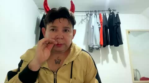 jeff_sexy754 online show from November 9, 2025, 2:43 am