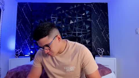 Jeff online show from November 25, 2025, 8:09 pm