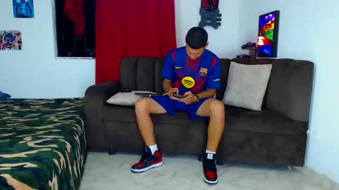 Snapshot of jeffer21_hot chatting on February 8, 2026, 3:21 am jeffer21_hot online show from February 8, 2026, 3:21 am