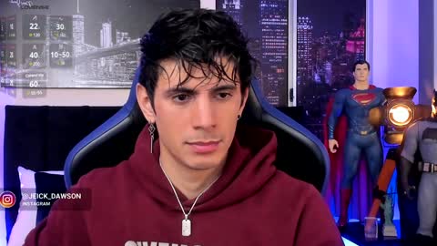 Snapshot of jeickdawson chatting on January 17, 2025, 2:39 am Jeick online show from January 17, 2025, 2:39 am