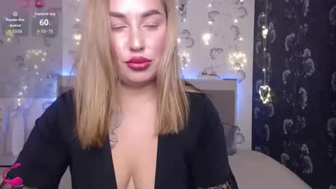 Snapshot of jemalia chatting on December 20, 2025, 4:47 pm Alice online show from December 20, 2025, 4:47 pm