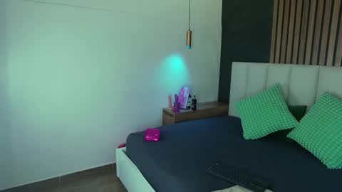 Snapshot of jenacooper__ chatting on September 27, 2025, 2:27 am Jena  online show from September 27, 2025, 2:27 am