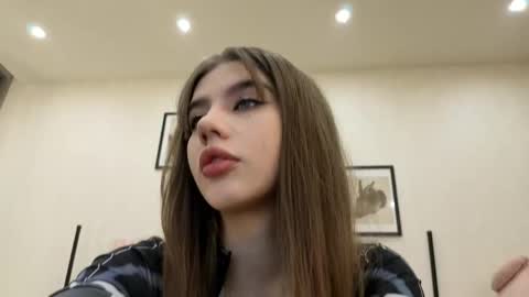 Dolly online show from April 15, 2026, 1:29 pm