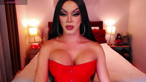 Snapshot of jenifers_body chatting on December 7, 2024, 4:58 pm Queen Jenifer online show from December 7, 2024, 4:58 pm