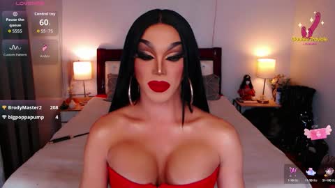 Snapshot of jenifers_body chatting on September 22, 2025, 3:41 am Queen Jenifer online show from September 22, 2025, 3:41 am