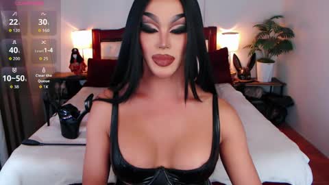 Queen Jenifer online show from May 9, 2026, 12:16 am