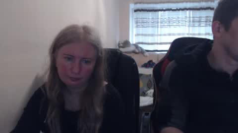 JenisAndPeter online show from April 3, 2026, 5:33 pm