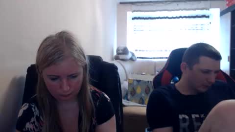 JenisAndPeter online show from May 29, 2026, 8:23 am