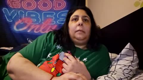 Snapshot of jennabrady chatting on December 24, 2024, 4:19 pm  Dragon Queen. Be my Dragon --  and  online show from December 24, 2024, 4:19 pm