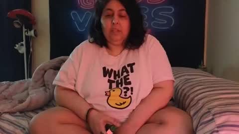  Dragon Queen. Be my Dragon --  and  online show from April 7, 2026, 1:22 pm