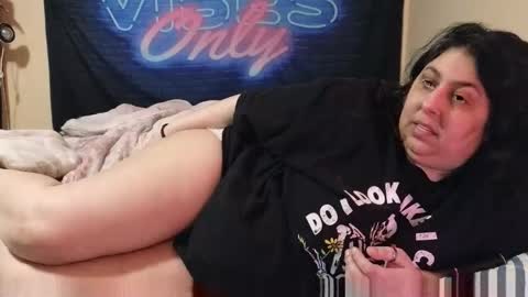  Dragon Queen. Be my Dragon --  and  online show from April 10, 2026, 3:17 pm