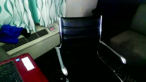 Snapshot of jennacd4life chatting on December 9, 2024, 2:45 am Jenna Cross online show from December 9, 2024, 2:45 am