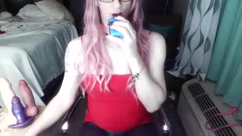 Snapshot of jennacd4life chatting on September 9, 2025, 1:05 am Jenna Cross online show from September 9, 2025, 1:05 am