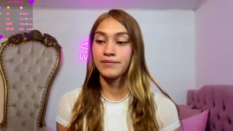 Snapshot of jenner_tay chatting on June 17, 2026, 2:58 am jenner online show from June 17, 2026, 2:58 am