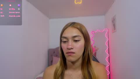 Snapshot of jenner_tay chatting on July 8, 2026, 12:59 am jenner online show from July 8, 2026, 12:59 am