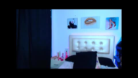 jenn online show from January 16, 2025, 2:19 am