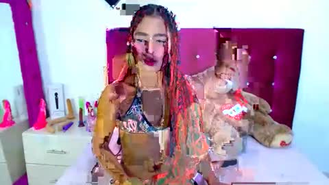 jenn online show from September 29, 2025, 5:23 am