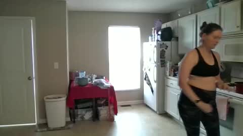 Snapshot of jennibean6996 chatting on December 24, 2024, 4:08 pm Jennibean6996 online show from December 24, 2024, 4:08 pm