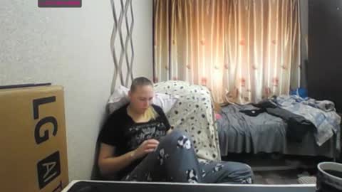 Snapshot of jennideep chatting on November 20, 2025, 9:09 am JenniDeep online show from November 20, 2025, 9:09 am