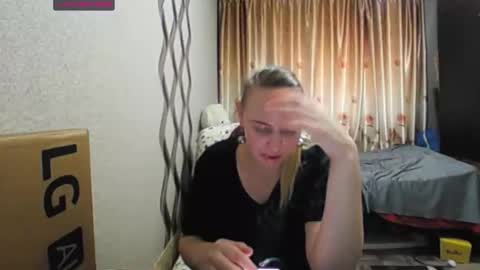 Snapshot of jennideep chatting on December 1, 2025, 9:14 am JenniDeep online show from December 1, 2025, 9:14 am