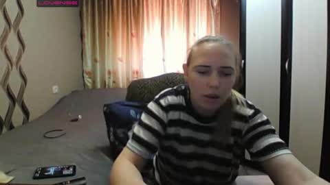 Snapshot of jennideep chatting on April 12, 2026, 11:37 am JenniDeep online show from April 12, 2026, 11:37 am