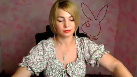 Snapshot of jennifer_cuttie chatting on July 13, 2026, 11:57 am Jennifer online show from July 13, 2026, 11:57 am