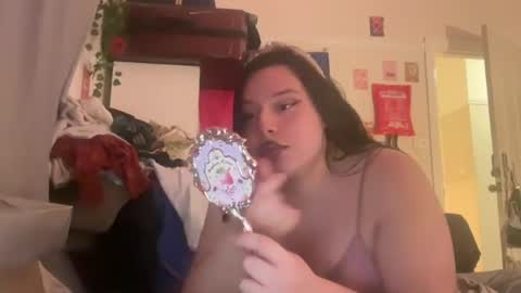 jennifer_robbie online show from May 25, 2026, 7:47 am