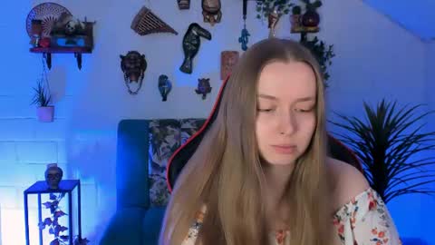 Jennifer online show from June 24, 2026, 9:58 pm