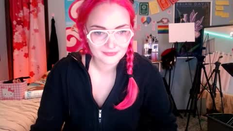 Snapshot of jennifergwen chatting on October 29, 2025, 12:57 am Jennifer Gwen online show from October 29, 2025, 12:57 am