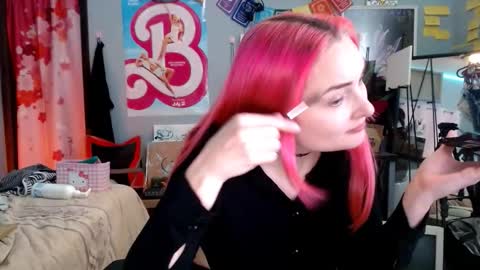 Snapshot of jennifergwen chatting on November 26, 2025, 2:45 am Jennifer Gwen online show from November 26, 2025, 2:45 am