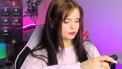 Jenni online show from December 2, 2024, 12:29 pm