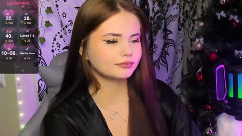 Jenni online show from January 11, 2025, 11:02 am