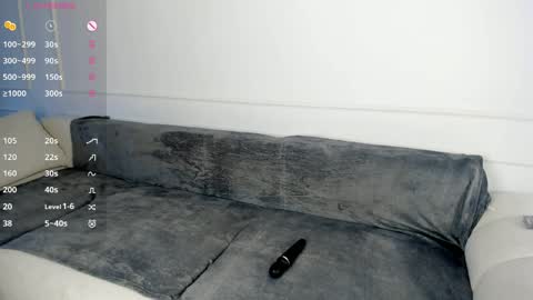 Snapshot of jennikim chatting on April 6, 2026, 12:28 pm jennikim online show from April 6, 2026, 12:28 pm