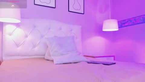 Snapshot of jenny_golden1 chatting on February 20, 2025, 6:46 pm Jenny online show from February 20, 2025, 6:46 pm