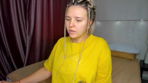 Snapshot of jenny_jimmy chatting on October 23, 2025, 9:19 am Jenny online show from October 23, 2025, 9:19 am