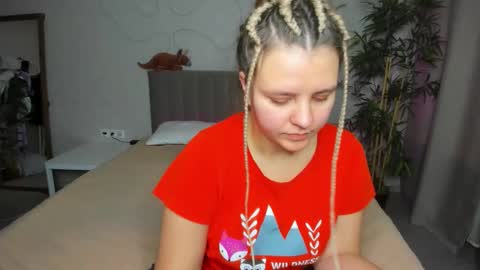 Snapshot of jenny_jimmy chatting on October 24, 2025, 9:38 am Jenny online show from October 24, 2025, 9:38 am