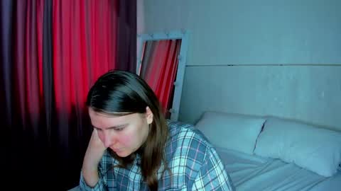 Jenny online show from April 17, 2026, 9:23 am